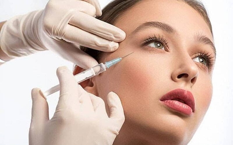 Cấy mỡ mặt là phương pháp thẩm mỹ cải thiện làn da lão hóa (Nguồn: Internet)